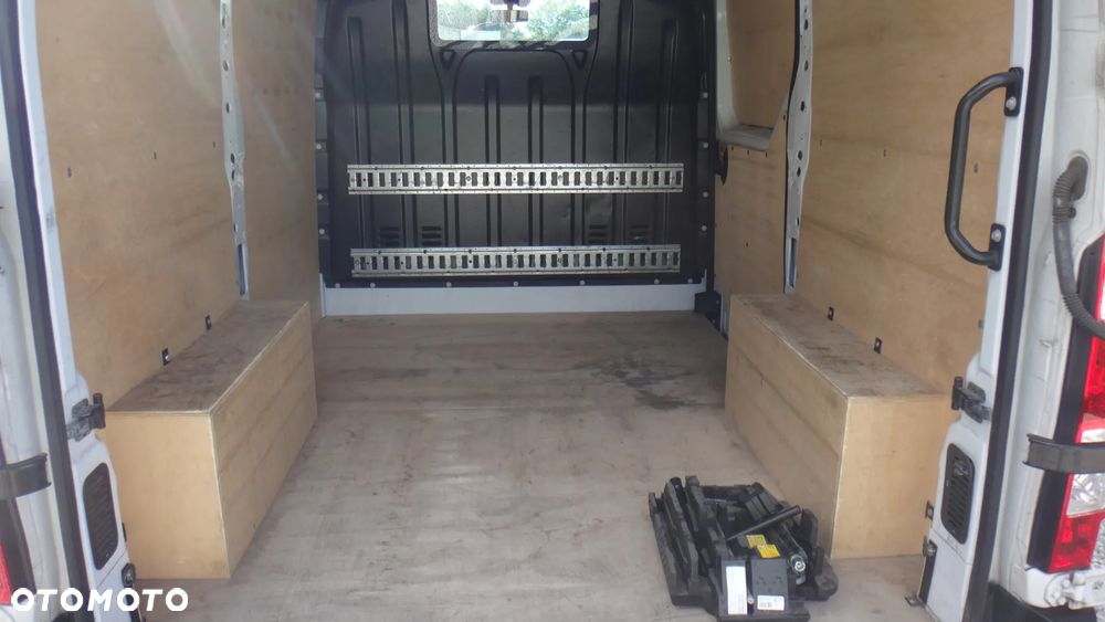 Renault Master - 6