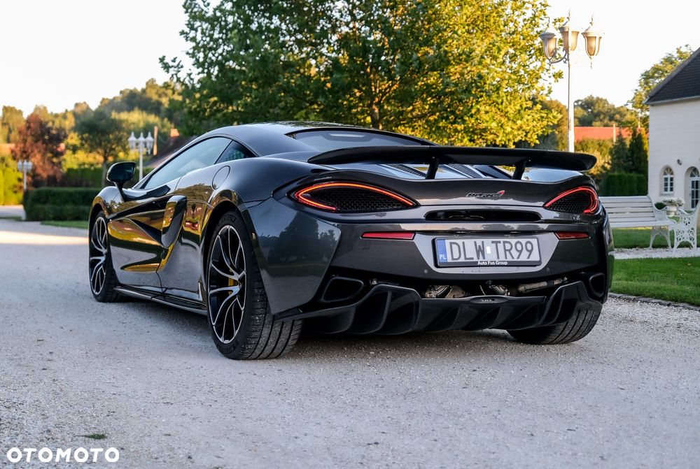 McLaren 570S Coupe - 13