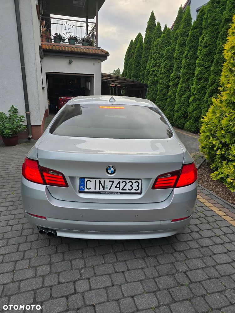 BMW Seria 5 530d xDrive Modern Line - 11