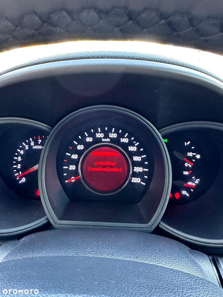 Kia Rio 1.2 Dream Team Edition - 15