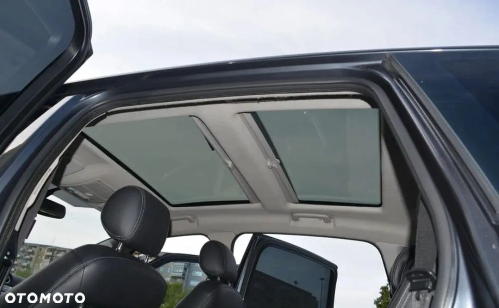 Ford S-Max 2.0 TDCi DPF Titanium - 8