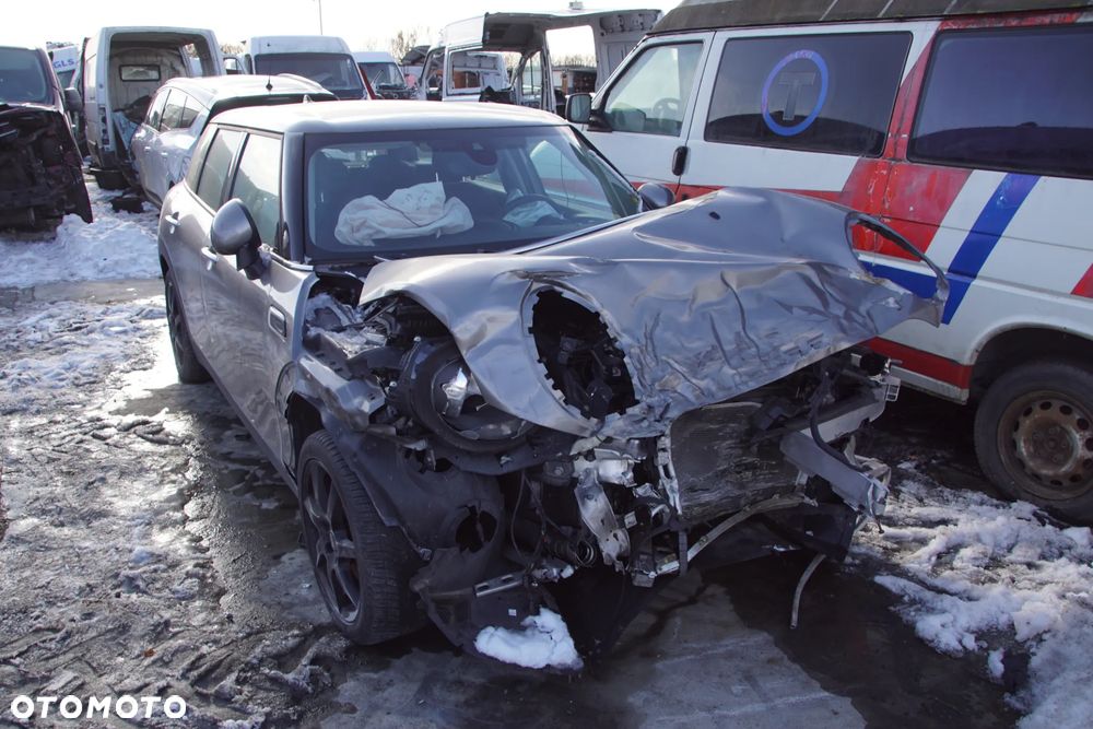 Auto na części - Mini Clubman II F54 1.5 136 KM B38A15 GS6-58BG C2K 2017R Silnik Skrzynia Drzwi Błotnik Klapa Zderzak Lampa Lusterko Klamka Szyba Deska Kokpit Sterownik Moduł Czujnik Licznik Wyświetlacz Panel Kierownica - 8