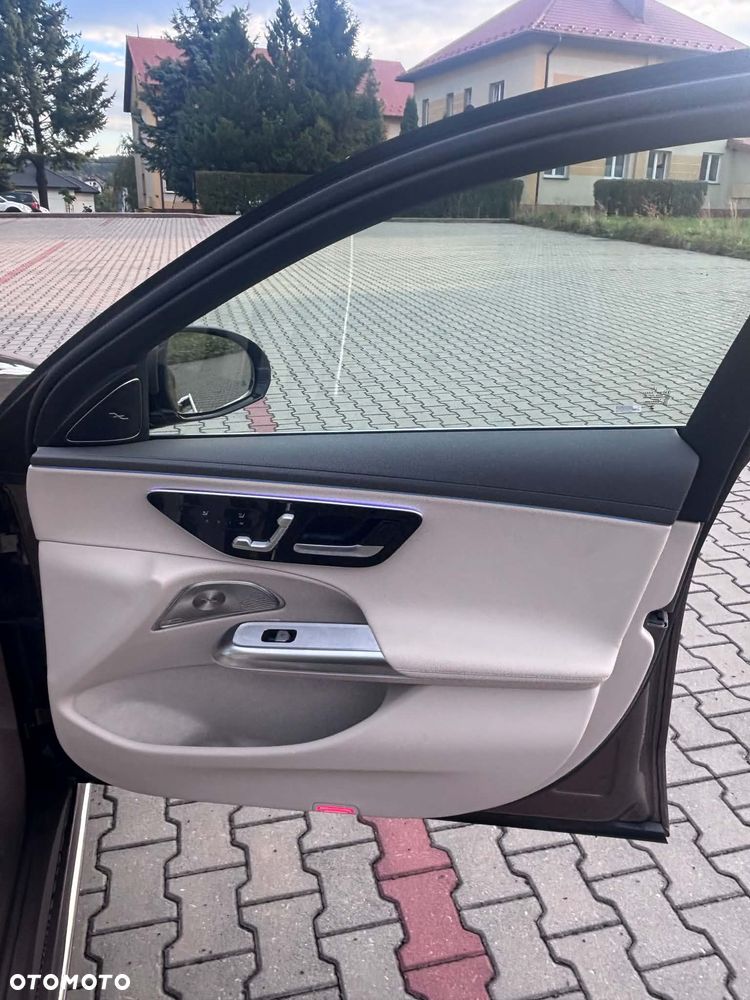 Mercedes-Benz Klasa E 400 PHEV 4-Matic Exclusive 9G-Tronic - 15