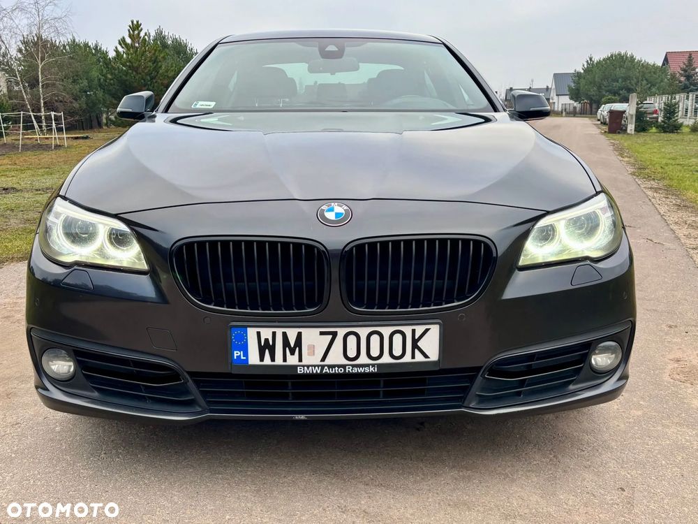 BMW Seria 5 530d xDrive Luxury Line - 3