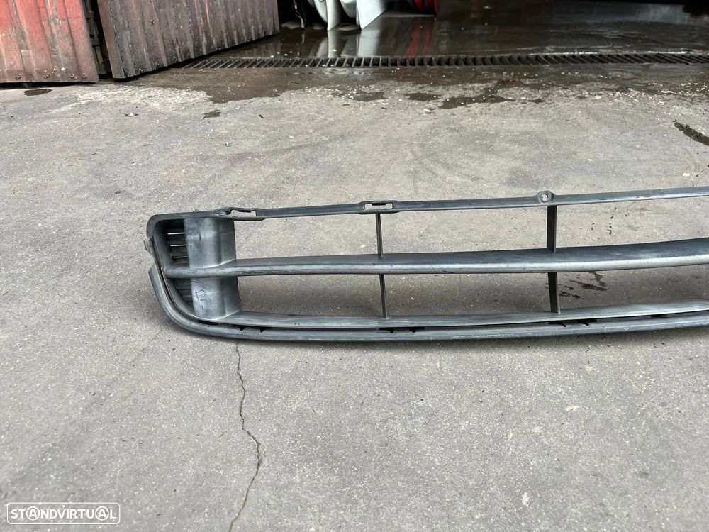 Honda Jazz II - GRELHA INFERIOR PARA CHOQUES FRENTE - G173 - 2