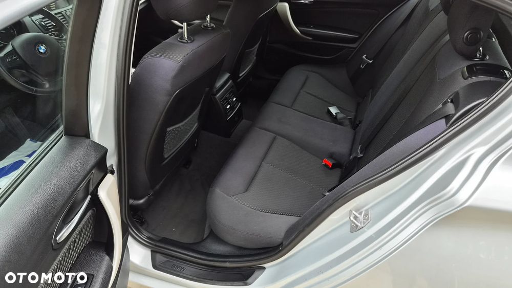 BMW Seria 1 116i Sport Line - 12