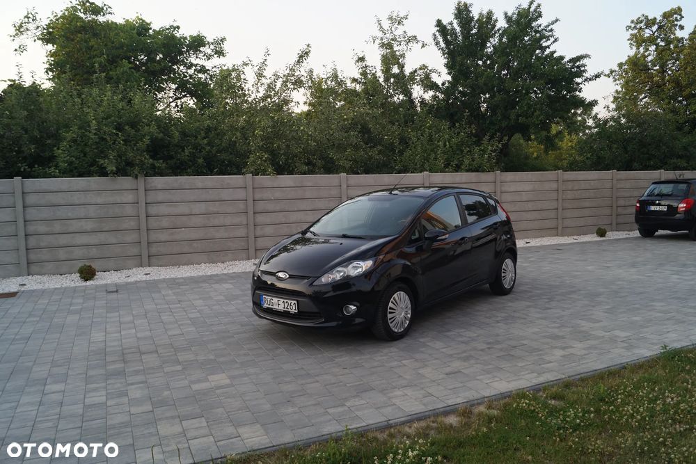 Ford Fiesta 1.25 Ghia EU5 - 34