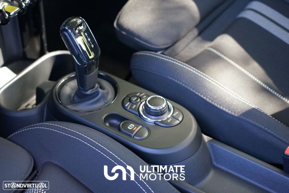 MINI 3 Portas Cooper SE - 21