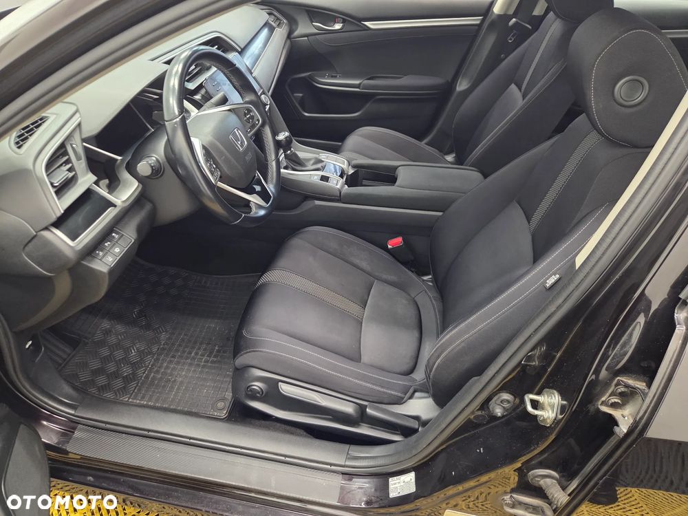 Honda Civic 1.5 i-VTEC Turbo Comfort - 9