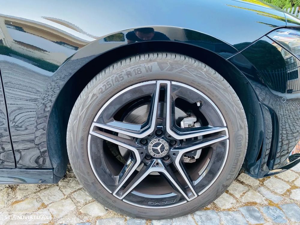 Mercedes-Benz CLA 180 d Shooting Brake AMG Line Aut. - 15