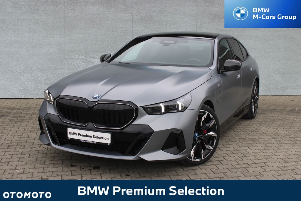 BMW Seria 5 550e xDrive PHEV M Sport - 1