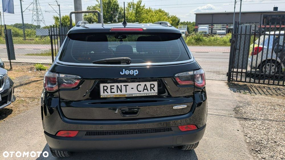 Jeep Compass - 38