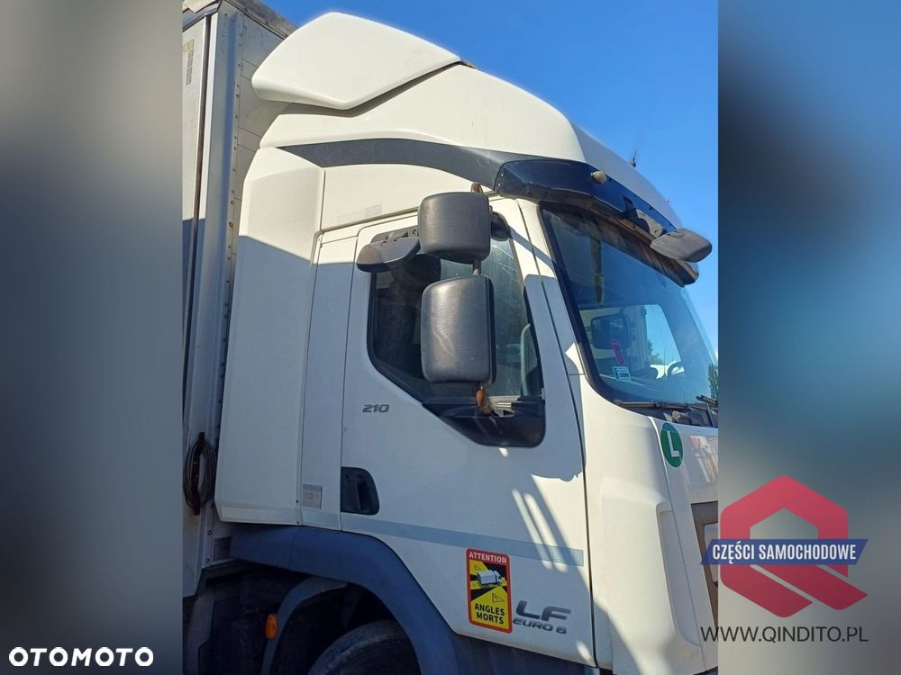 DRZWI PRAWE KOMPLETNE BIAŁE DAF LF EURO 6 - 2