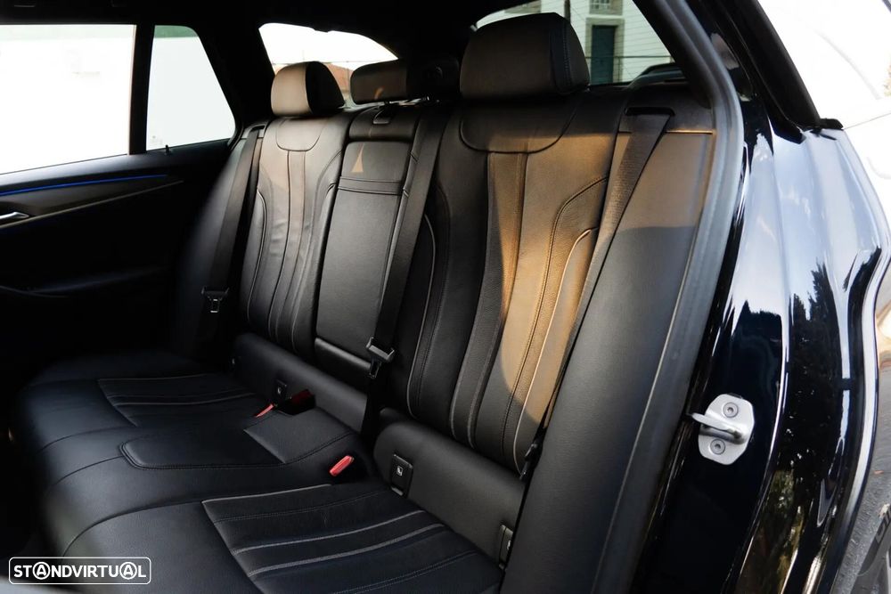 BMW 520 d Pack M Auto - 48