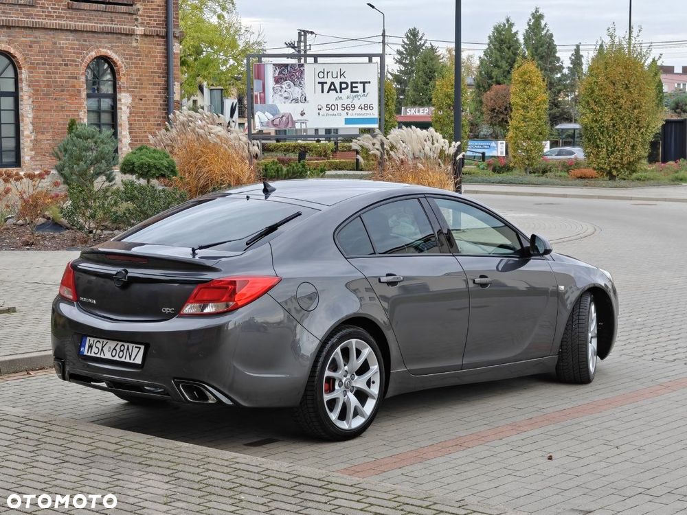 Opel Insignia 2.8 T V6 OPC - 10