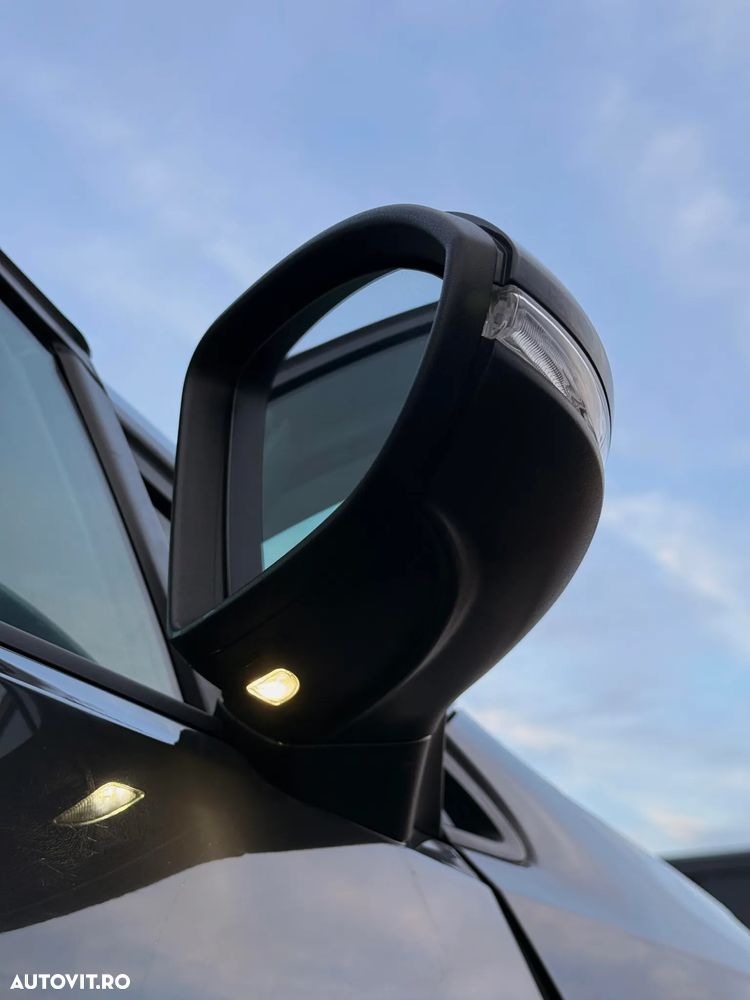 Volkswagen Golf 1.0 TSI OPF Comfortline - 27