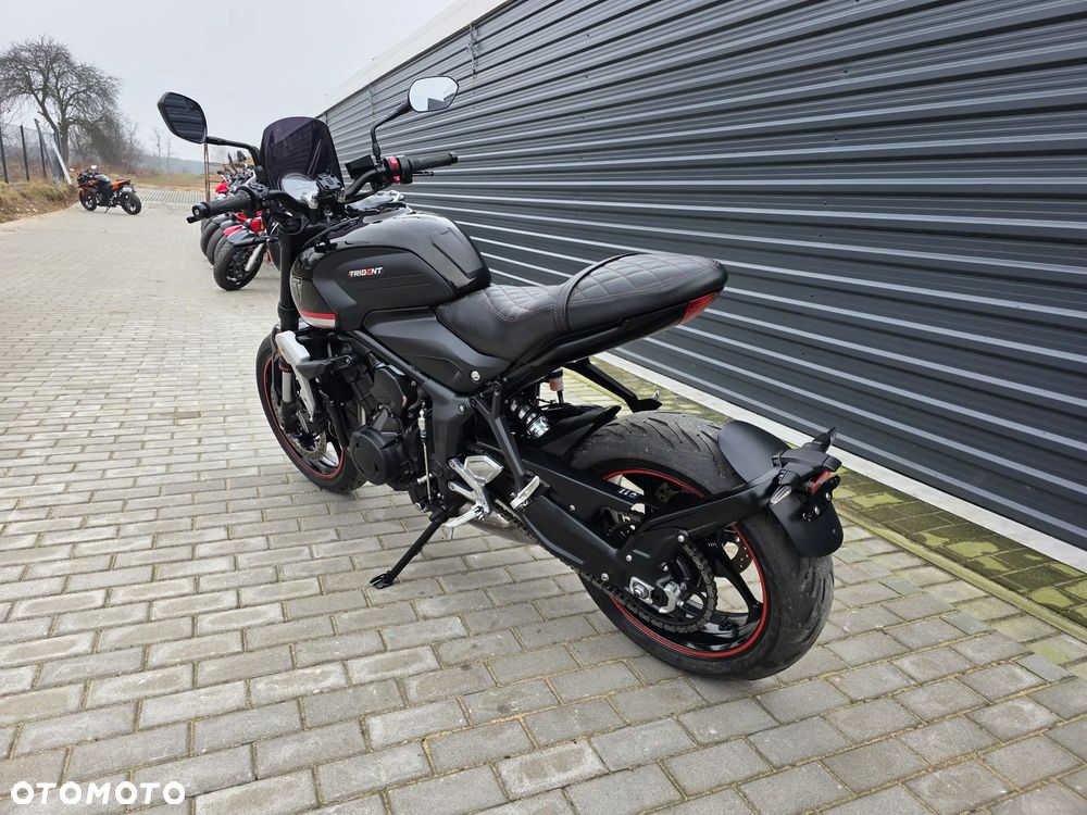 Triumph Trident - 6