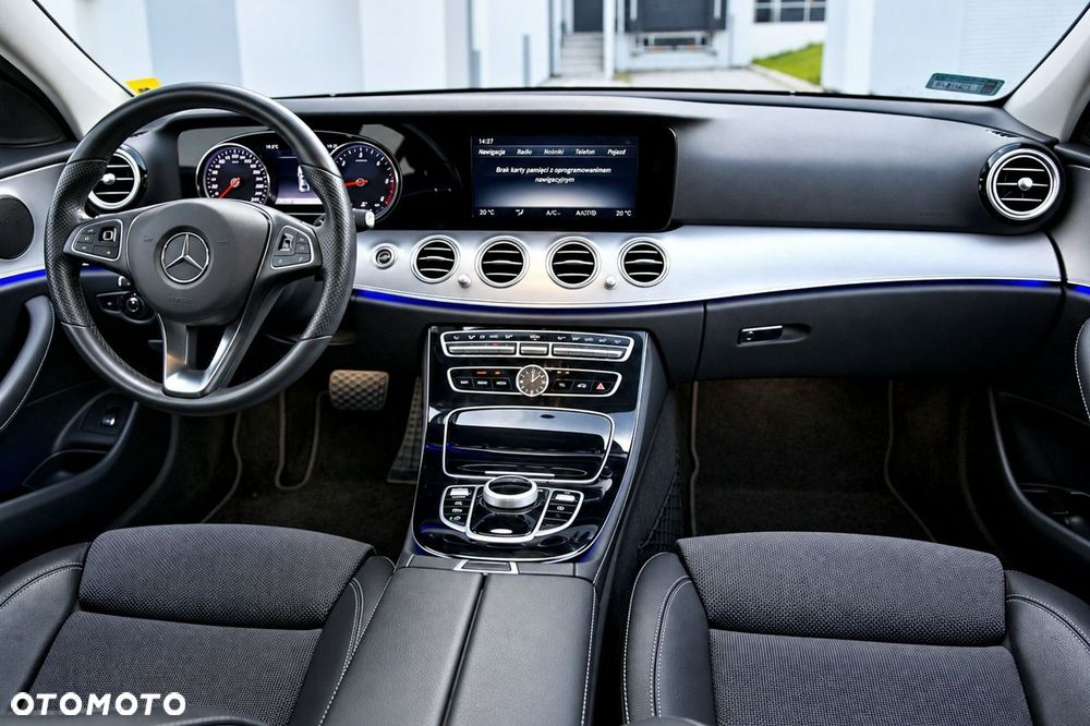 Mercedes-Benz Klasa E 200 d 9G-TRONIC - 14