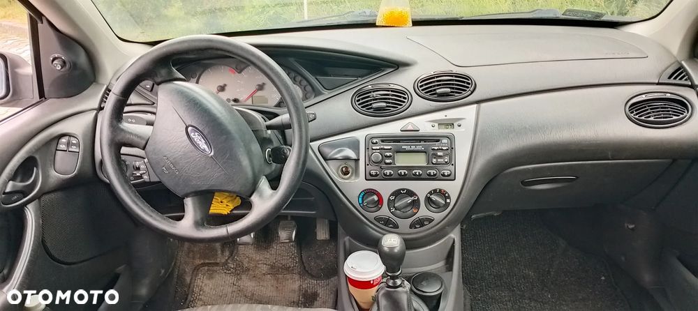 Ford Focus 1.8 TDDi Comfort - 18
