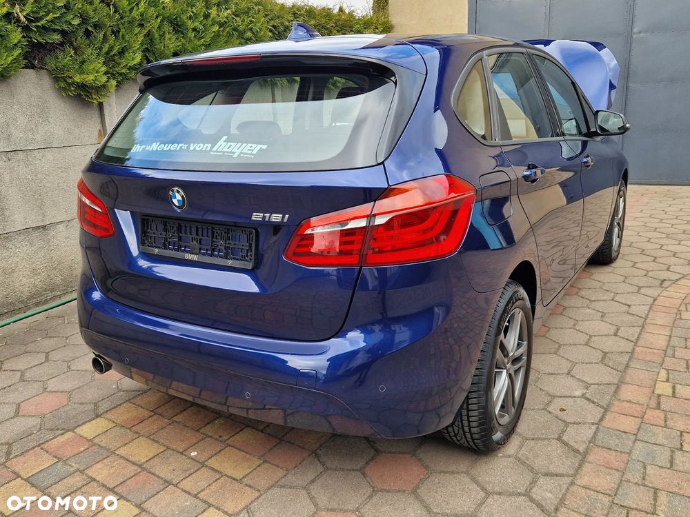 BMW Seria 2 218i - 10