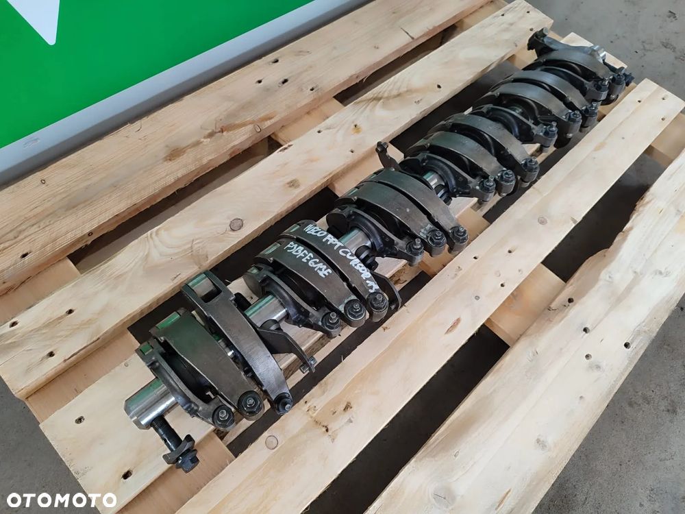 Klawiatura zaworowa silnika IVECO FPT CURSOR 13 - 6