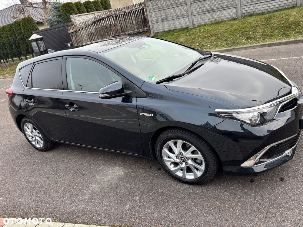 Toyota Auris - 2