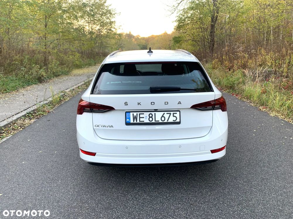 Skoda Octavia 2023 photo 4
