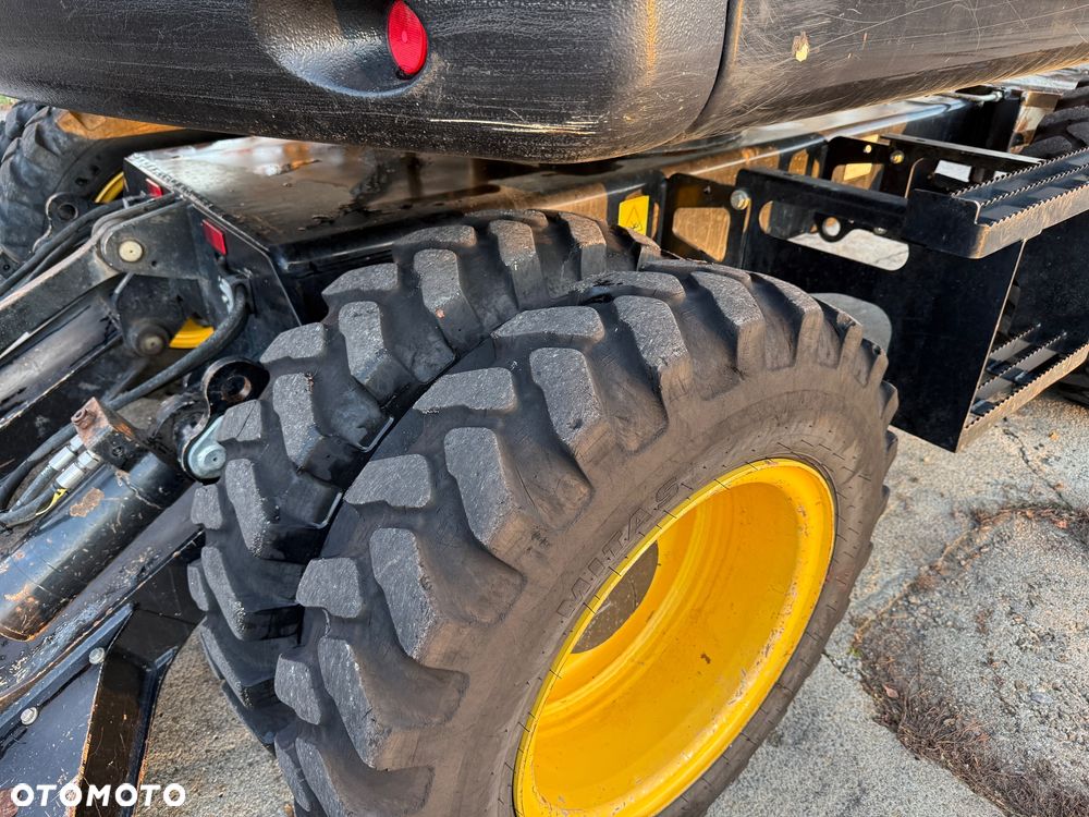 Yanmar Koparka kołowa B95W - 17