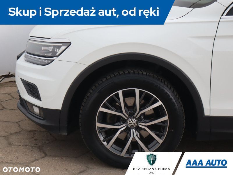 Volkswagen Tiguan - 15