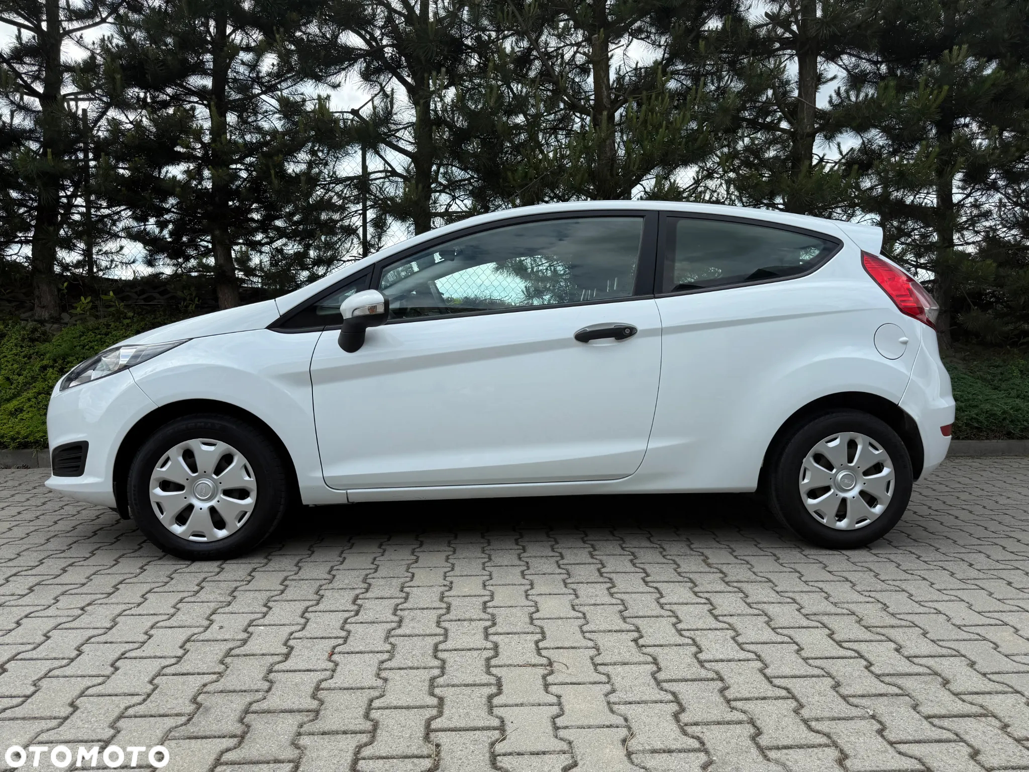 Ford Fiesta - 2