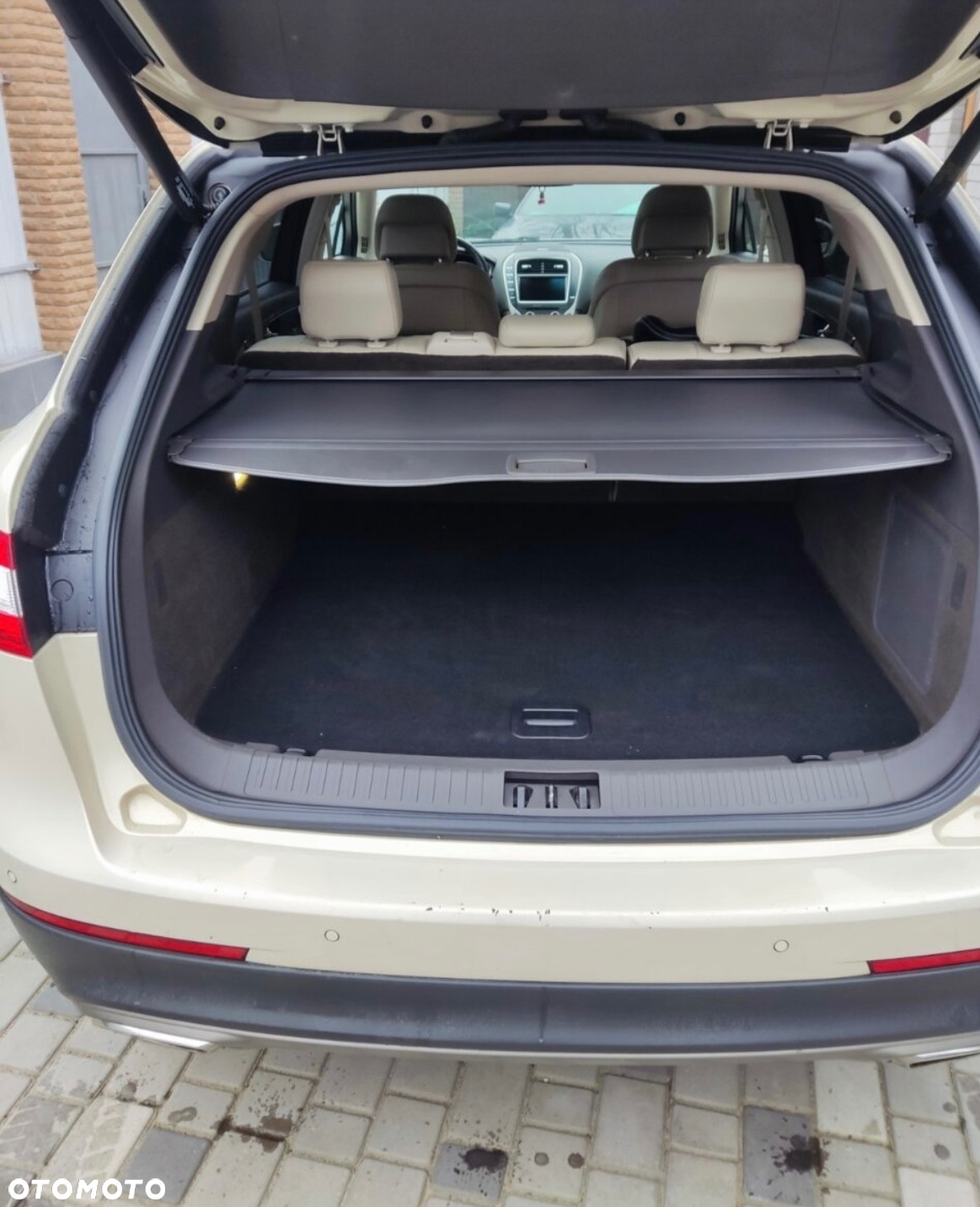 Lincoln MKX - 3