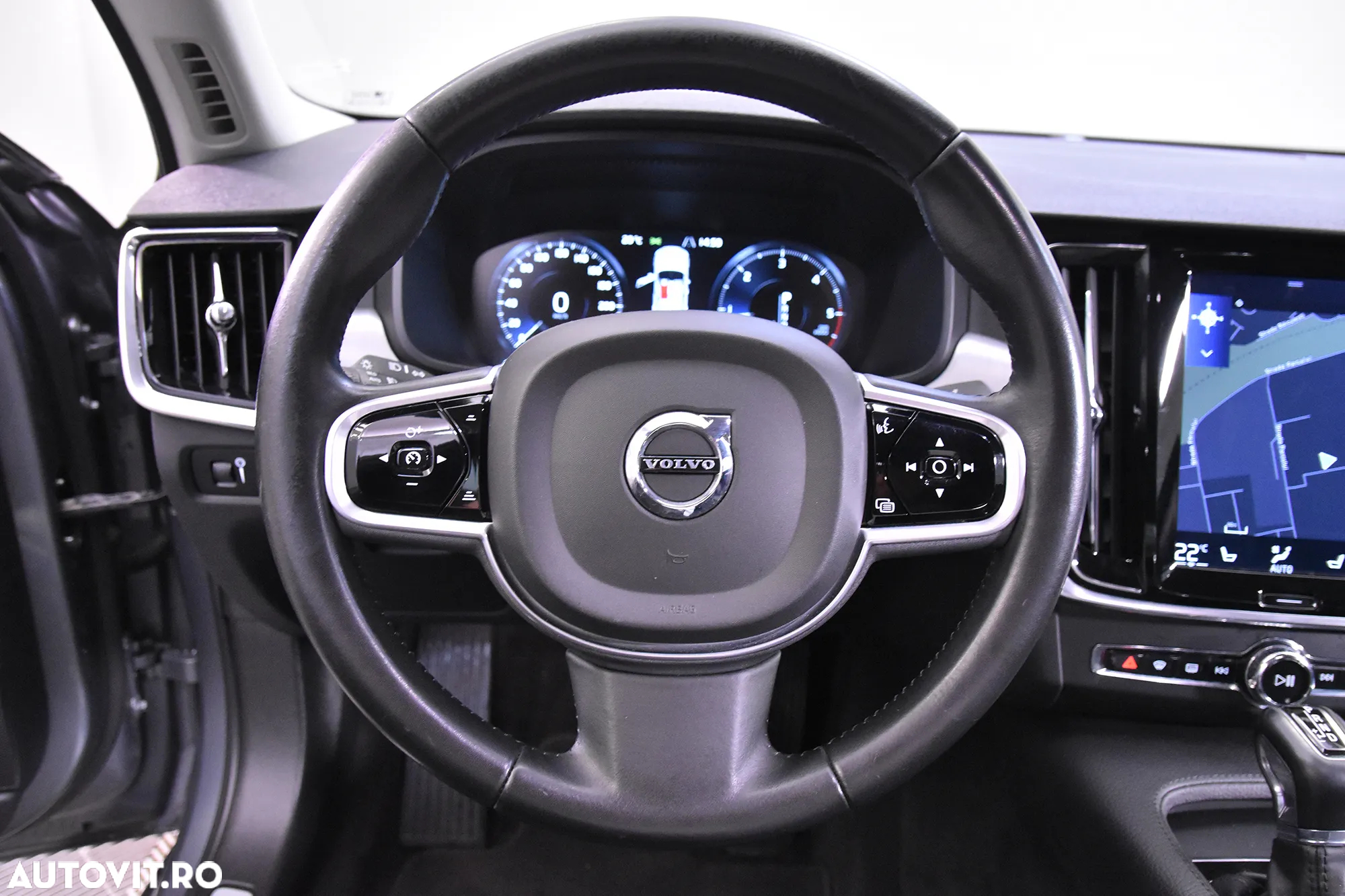 Volvo S90 - 15