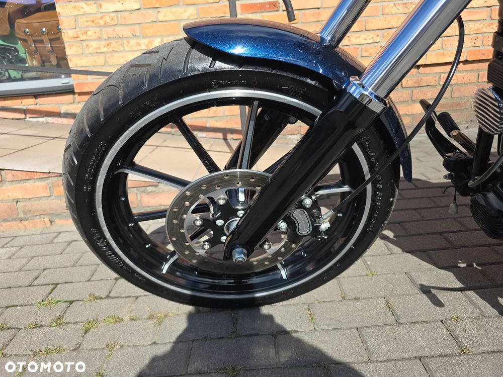 Harley-Davidson FXSB Breakout - 4