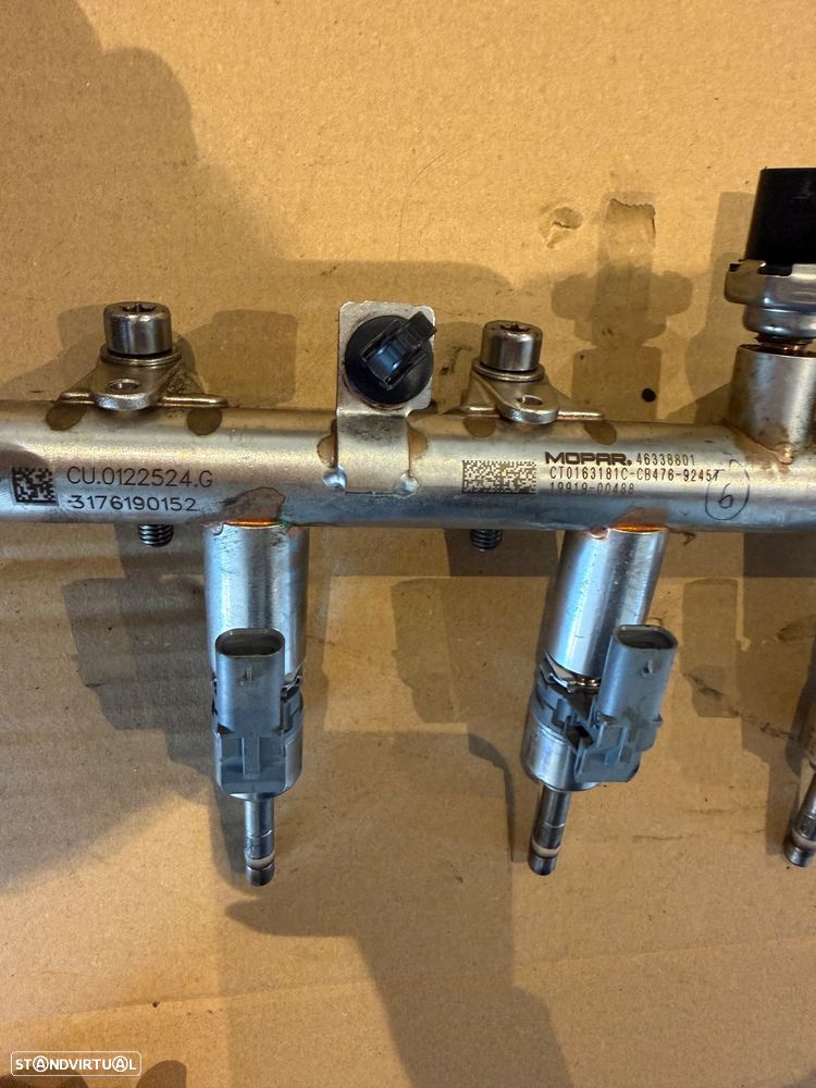 Injetores com régua de injecção Fiat 500 - Motor 55282151 - 3