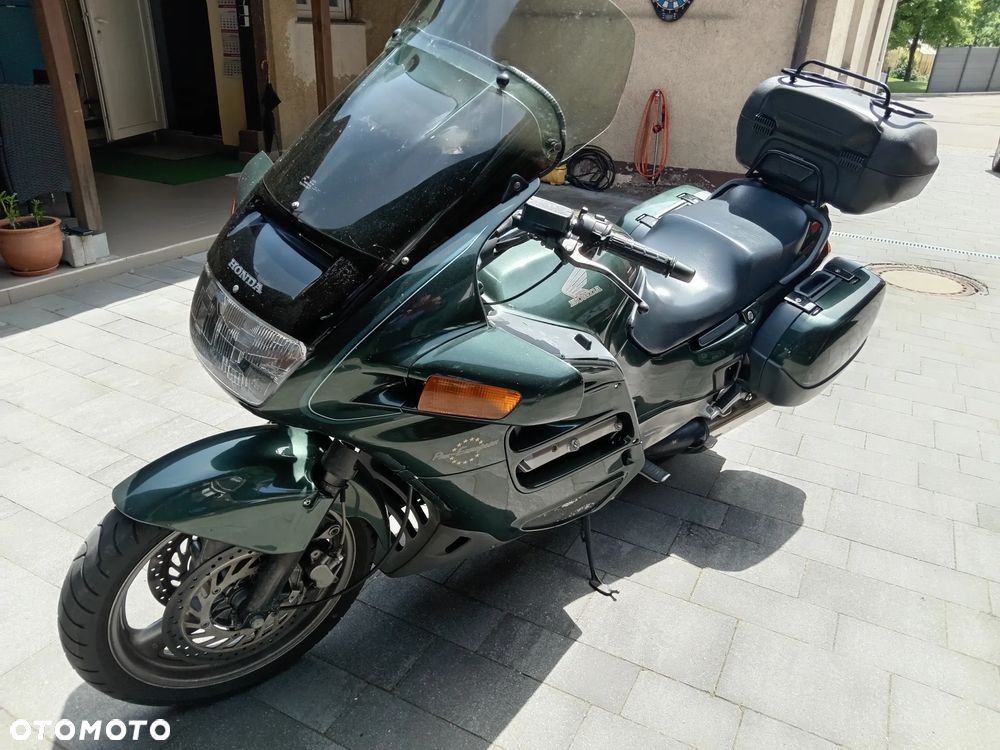 Honda ST - 1