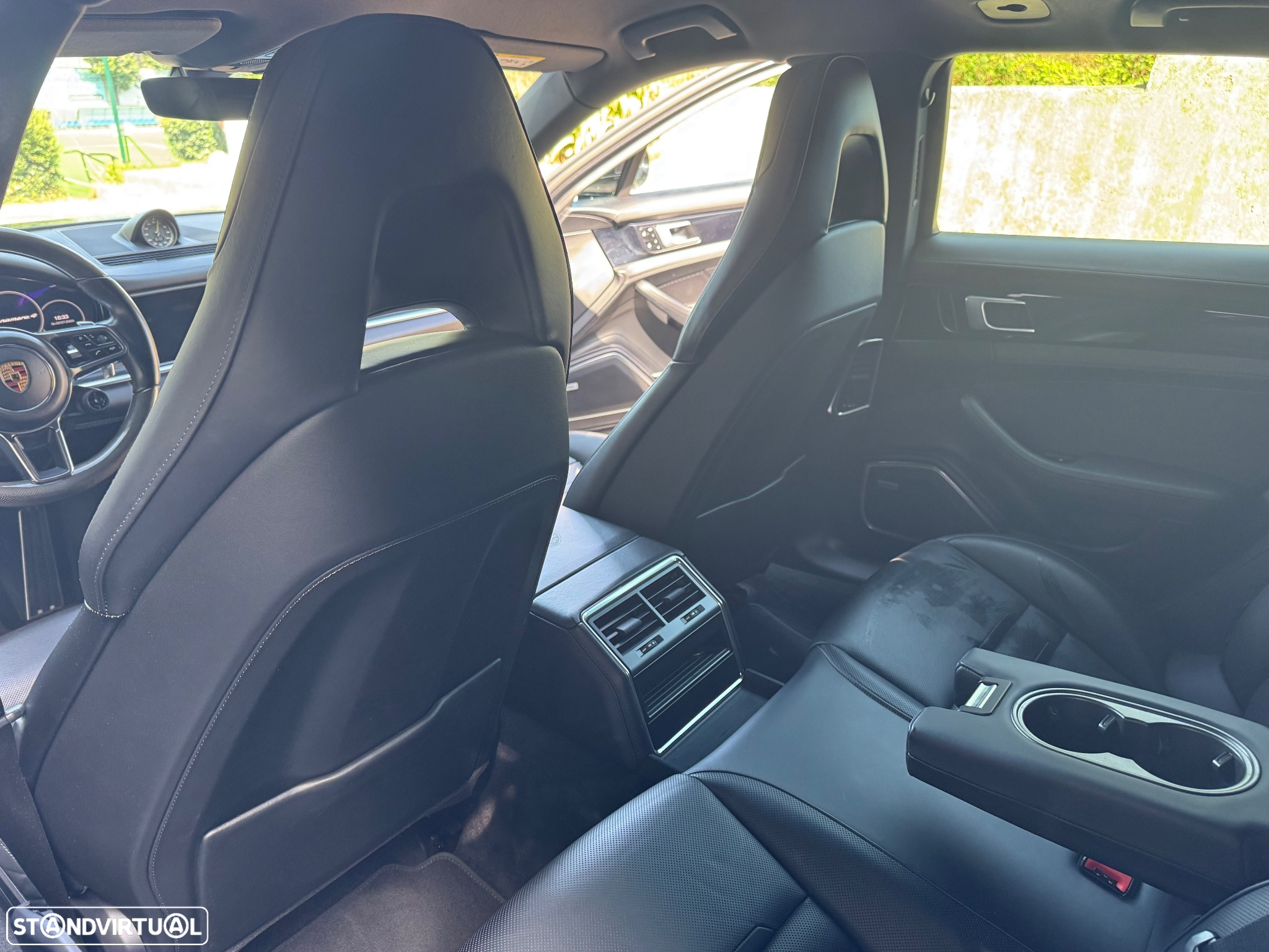 Porsche Panamera Sport Turismo 4 E-Hybrid - 25