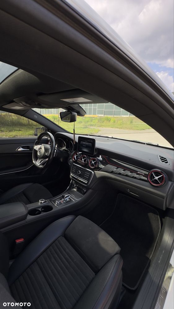 Mercedes-Benz CLA - 7