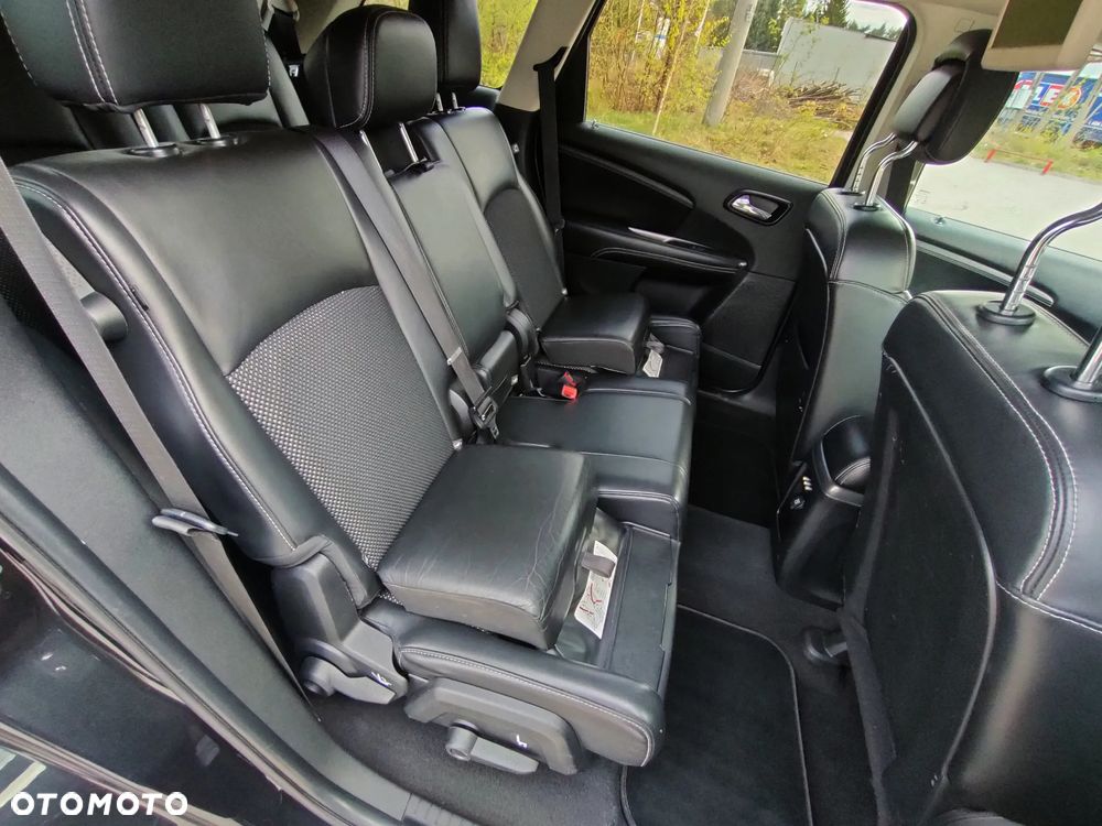 Fiat Freemont 2.0 Multijet 16V DPF Automatik Allrad Lounge - 26