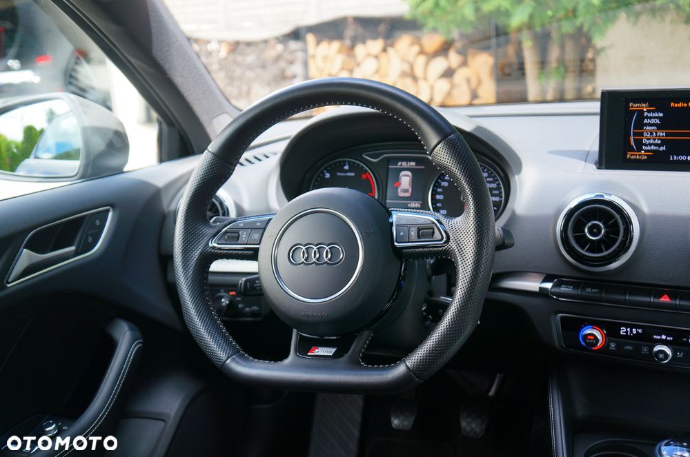 Audi A3 Sportback 2.0 TDI S line Sportpaket - 26