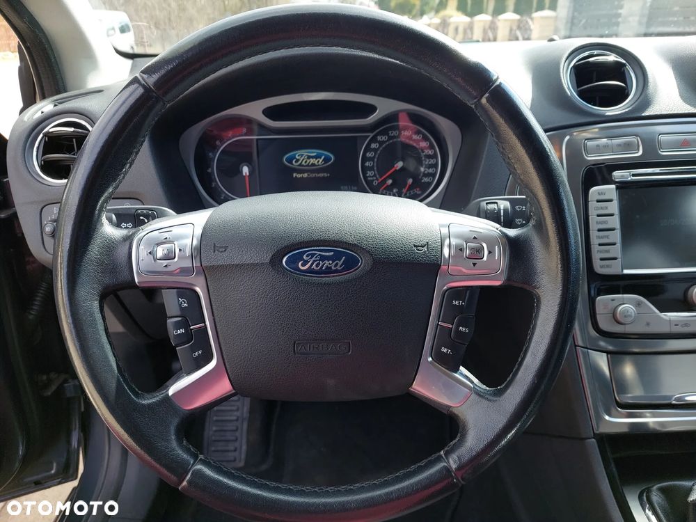 Ford Mondeo 2.0 FF Titanium - 11