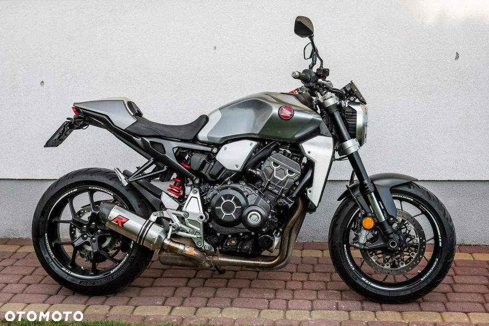 Honda CB - 2
