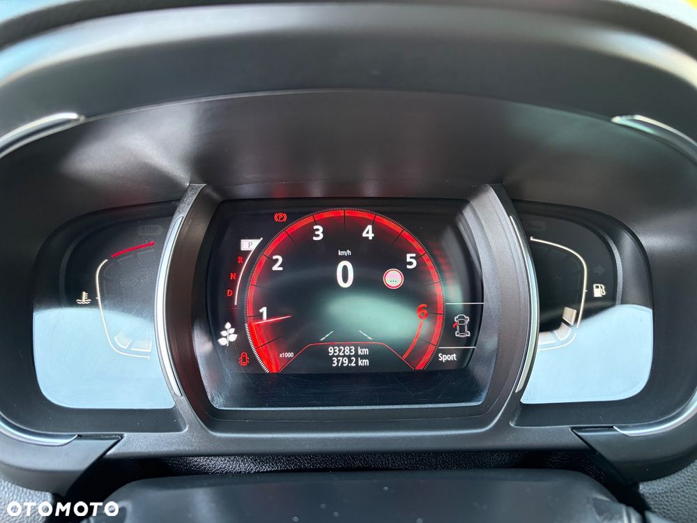 Renault Grand Scenic TCe 140 GPF EDC BLACK EDITION - 32