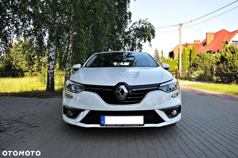 Renault Megane ENERGY TCe 100 EXPERIENCE - 12
