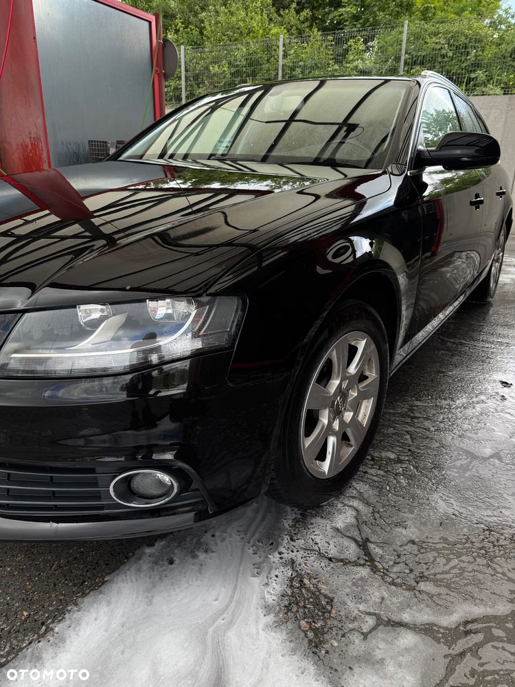 Audi A4 Avant 2.0 TDI - 7