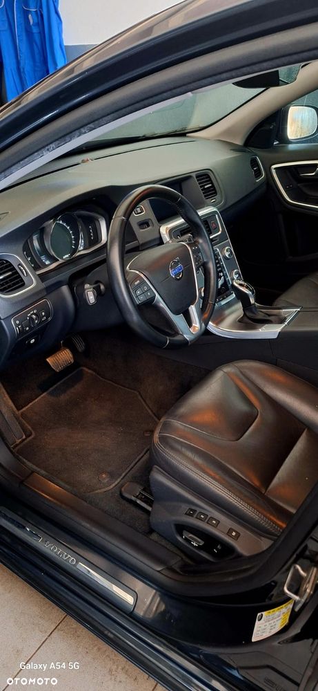 Volvo S60 T5 Momentum - 5