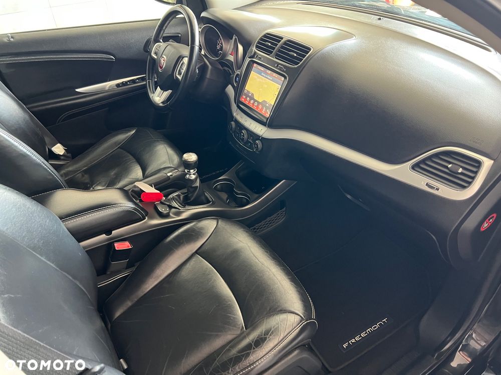 Fiat Freemont 2.0 Multijet Lounge - 26