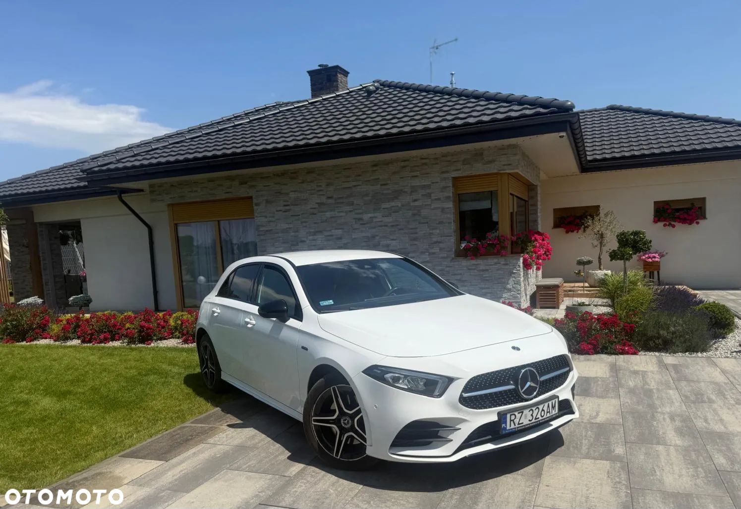 Mercedes-Benz Klasa A 250 E AMG Line 8G-DCT - 1