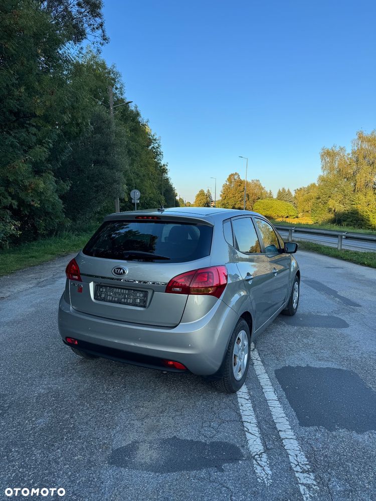 Kia Venga 2017 photo 3