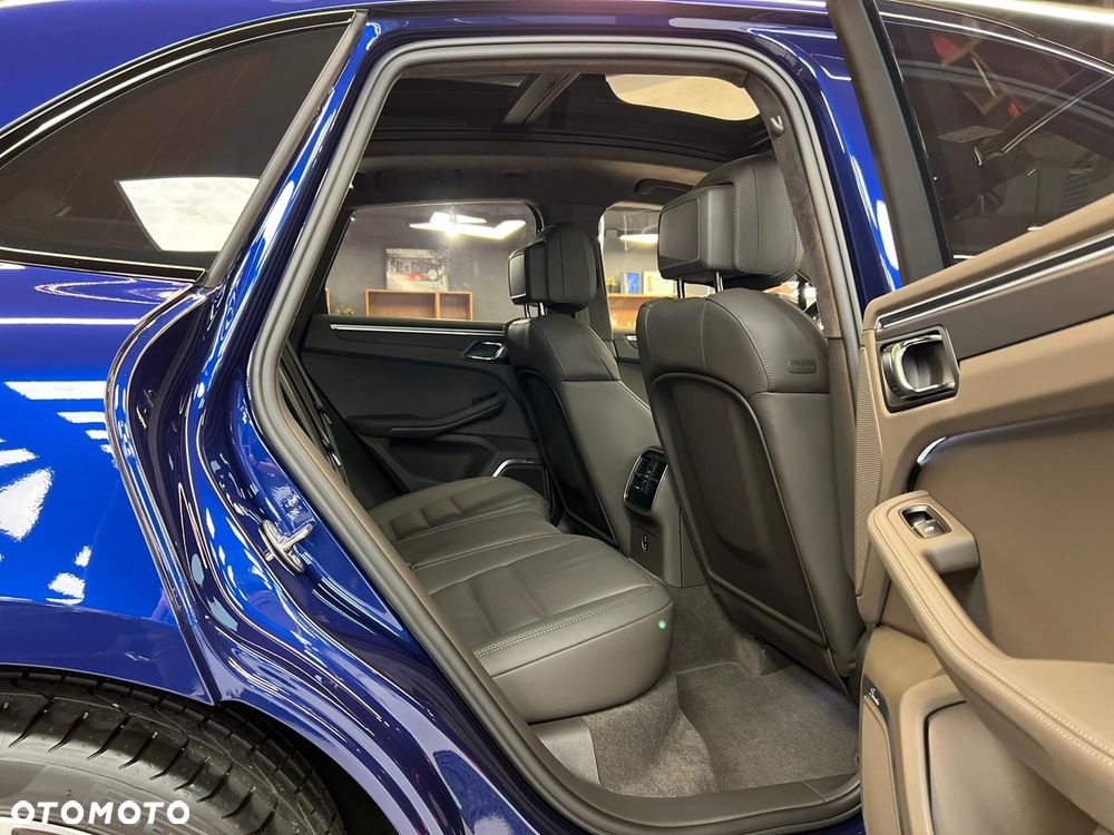 Porsche Macan T - 9