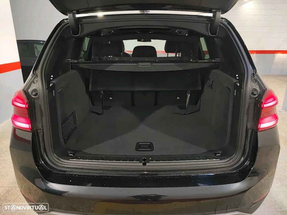 BMW iX3 Inspiring - 11